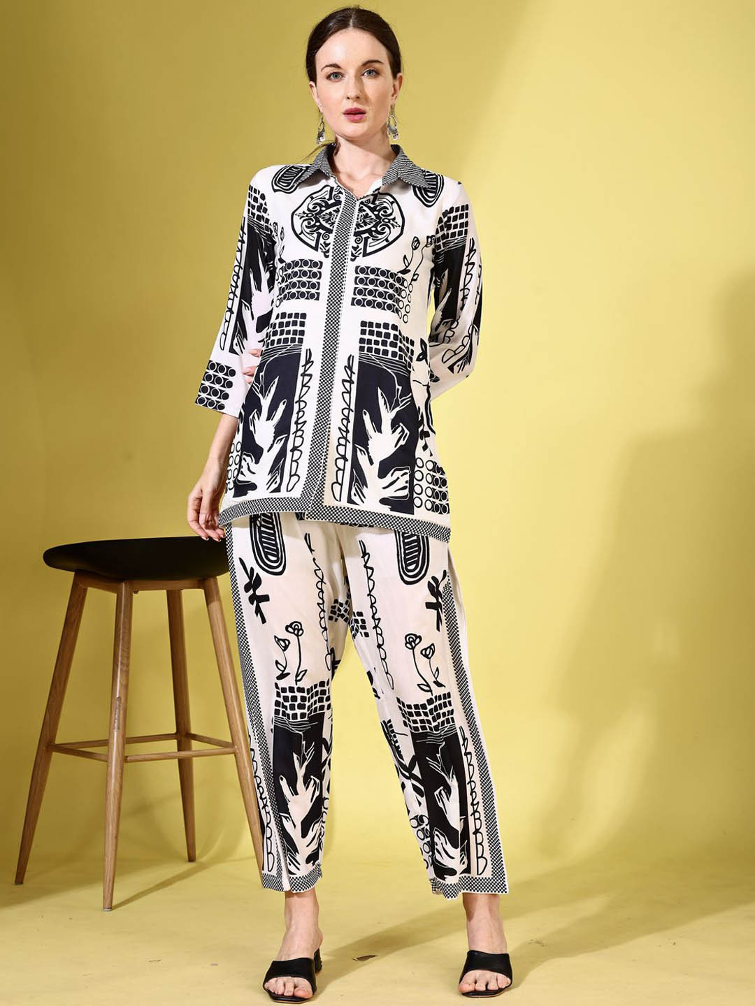 

Tikhi Imli Printed Tunic & Trouser Co-ord Set, White