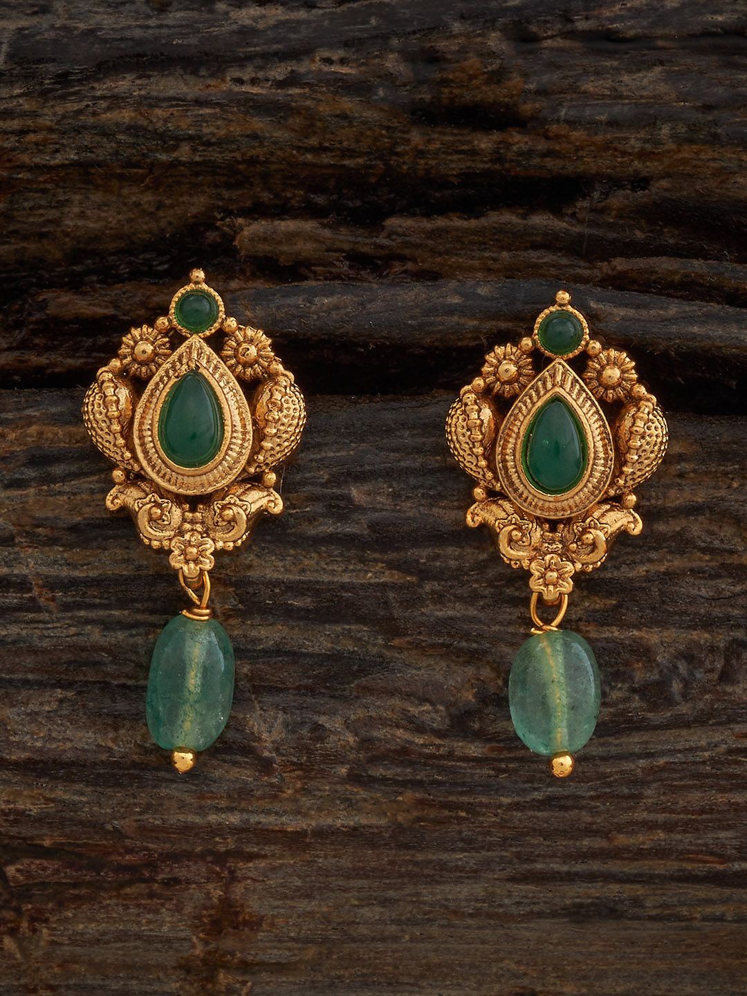 

Kushal's Fashion Jewellery Gold-Plated Antique Classic Studs
