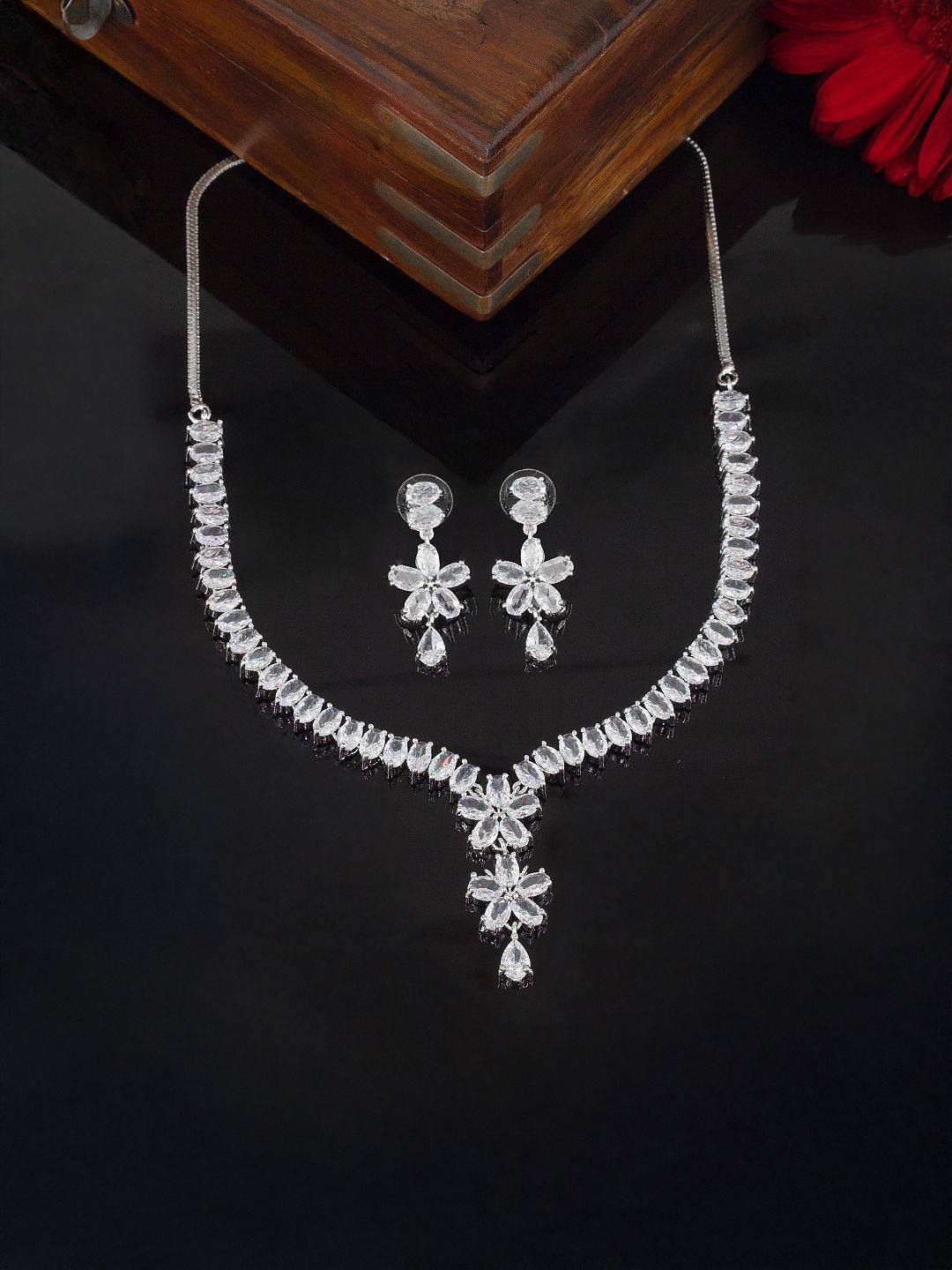 

PRIVIU Rhodium Plated AD Floral Stone-Studded Necklace & Earrings, Silver