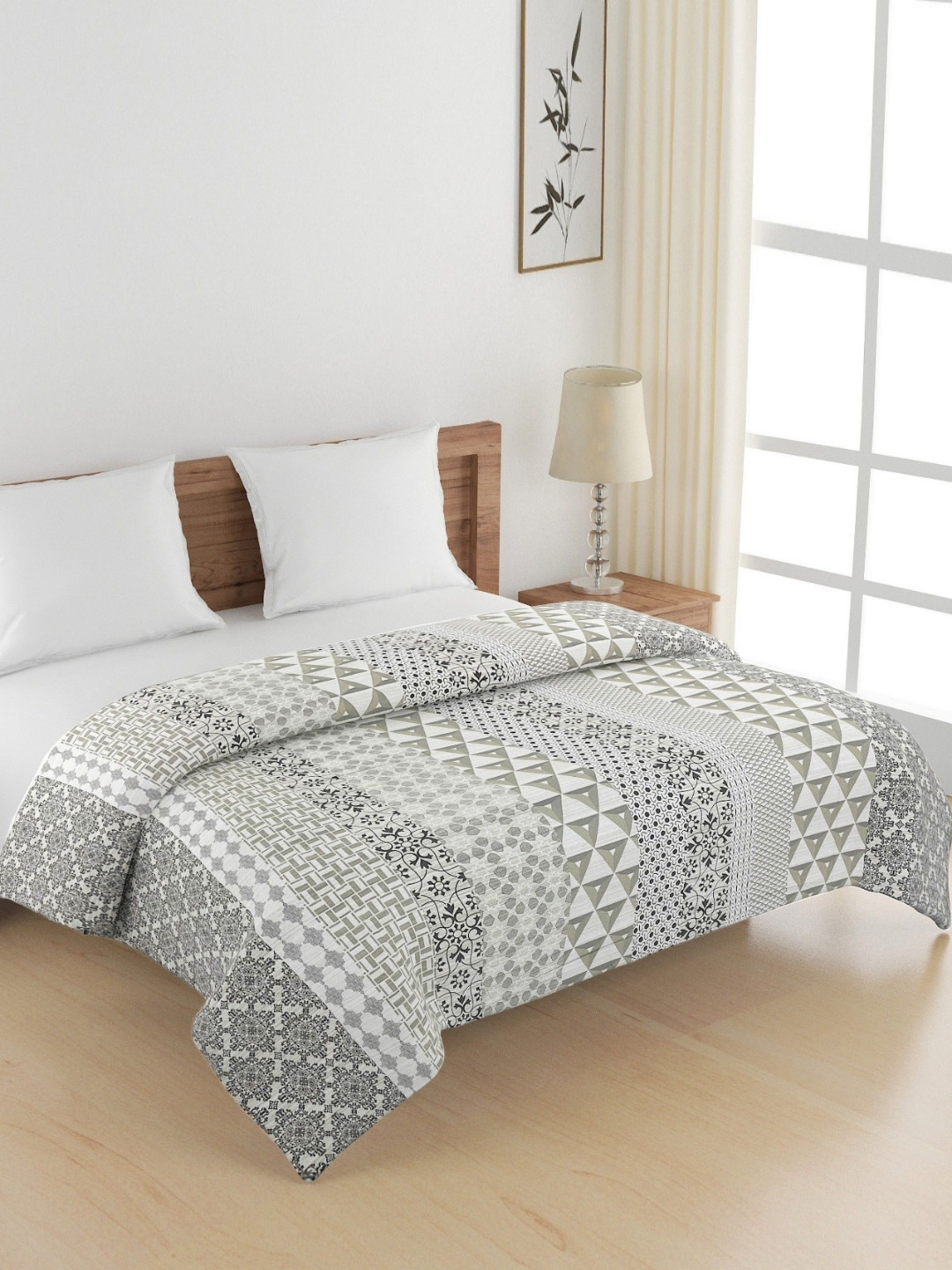 

SWAYAM Ananda Beige & White Floral Printed Pure Cotton AC Room 150GSM Double Bed Comforter