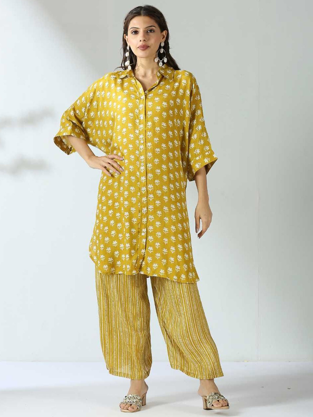 

Label Ishnya Batwing Printed Shirt Collar Three-Quarter Sleeves Tunic & Palazzo, Mustard