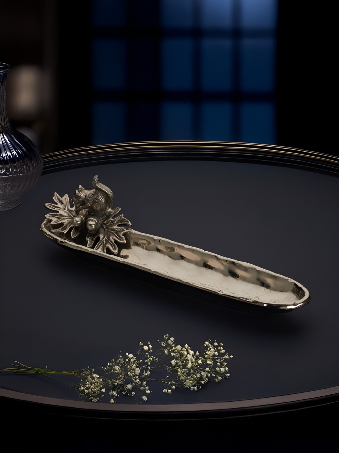 

Troveas Silver-Toned Textured Aluminium Food Platter