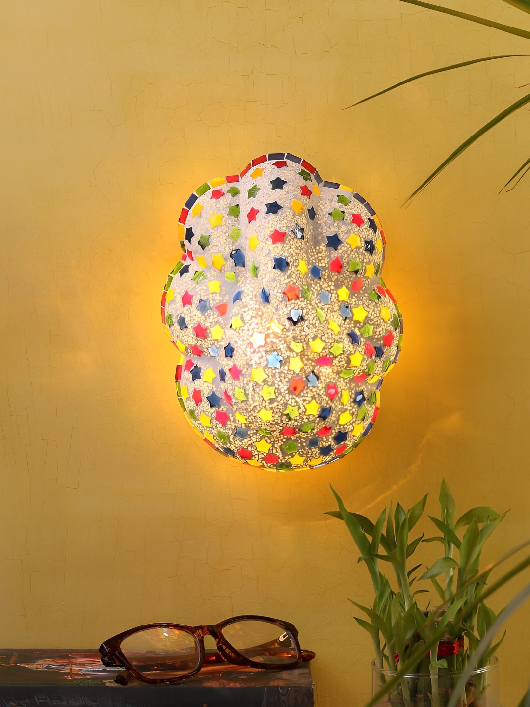 

Aura White & Red Glass Ganesha Traditional Abstract Shaped Wall Lamp