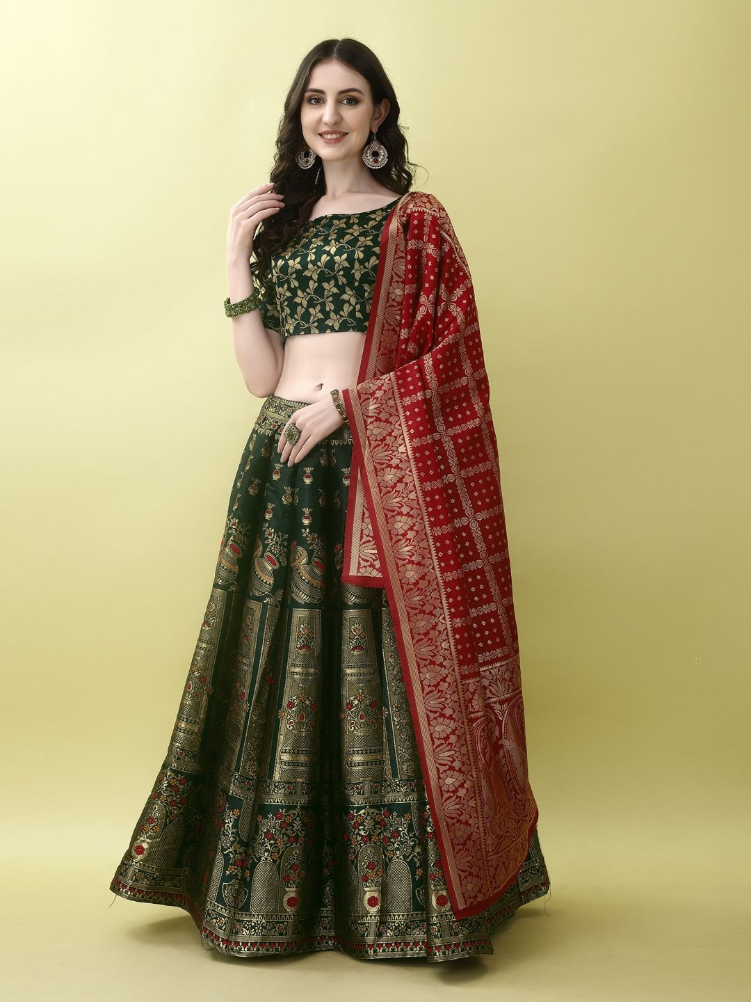 

SWAMI STUDIO Ready to Wear Lehenga & Unstitched Blouse With Dupatta, Green