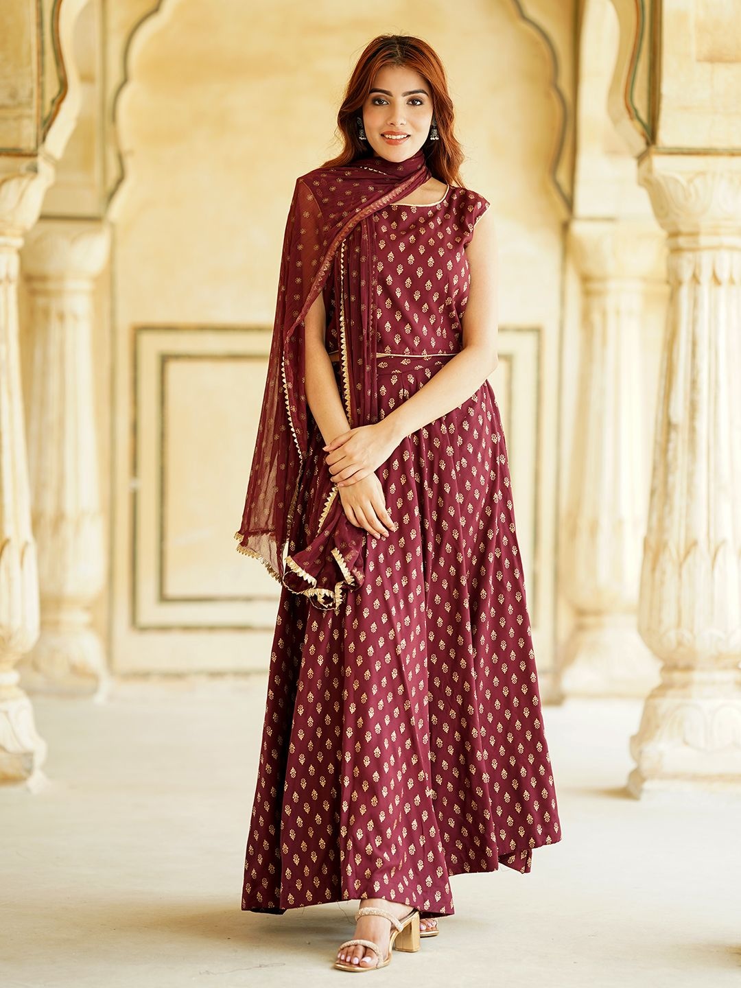 

Jaitpuriya Floral Printed Foil Print Ready to Wear Lehenga & Blouse With Dupatta, Maroon