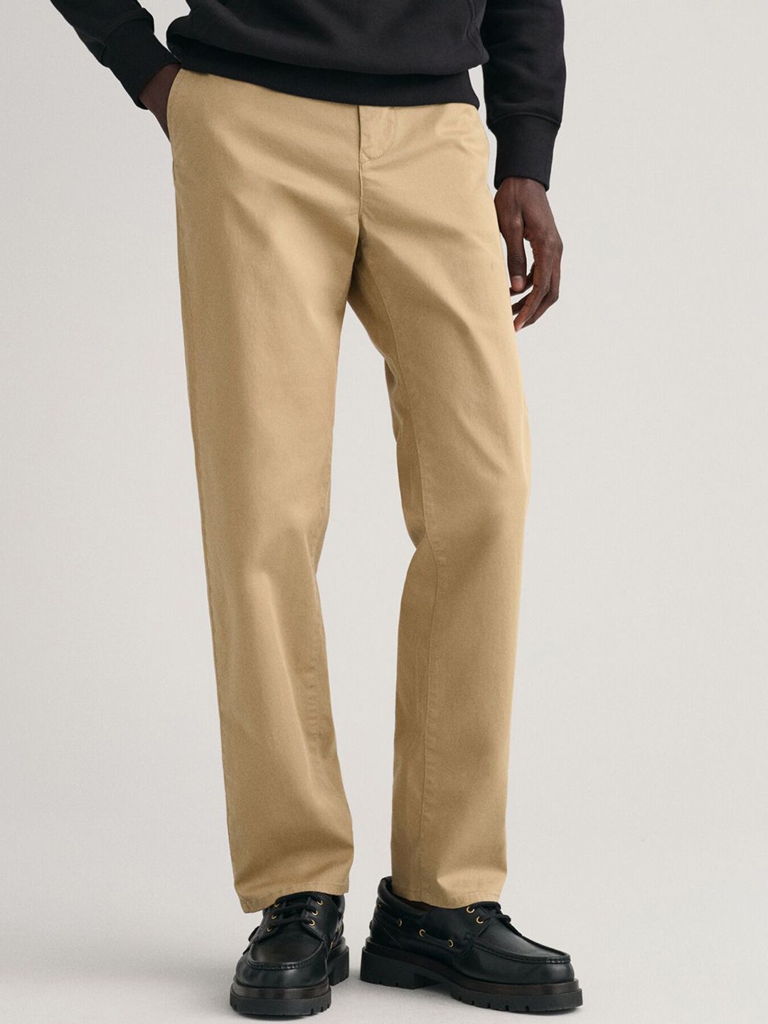 

GANT Men Cotton Mid-Rise Chinos Trousers, Khaki