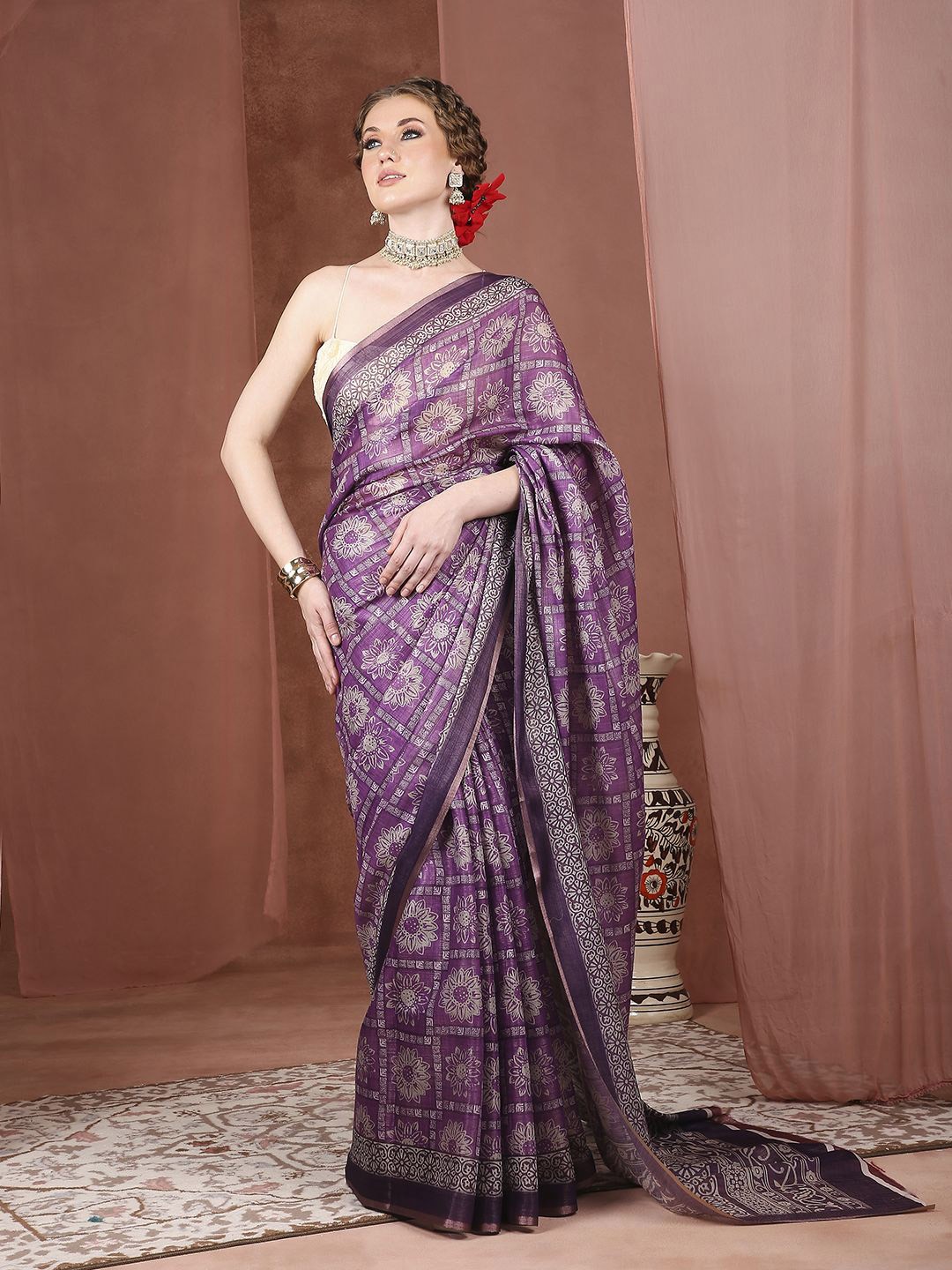 

JUST FASHION Floral Silk Cotton Block Print Saree, Purple
