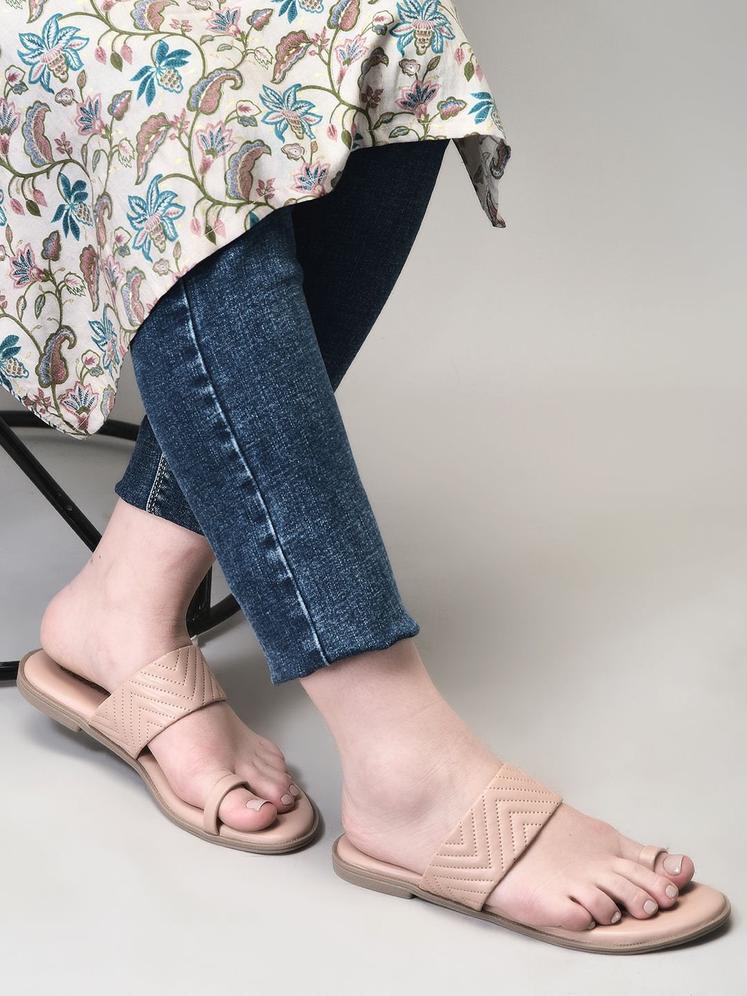 

DressBerry Women Woven Design One Toe Flats, Nude