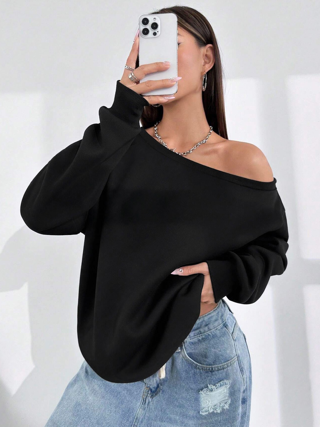 

Stylecast X Slyck Solid Off Shoulder Oversized Sweatshirt, Black