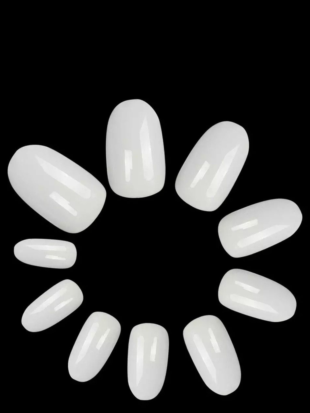 

Coslifestore Set Of 500 Round Short Natural Artificial Nails - White