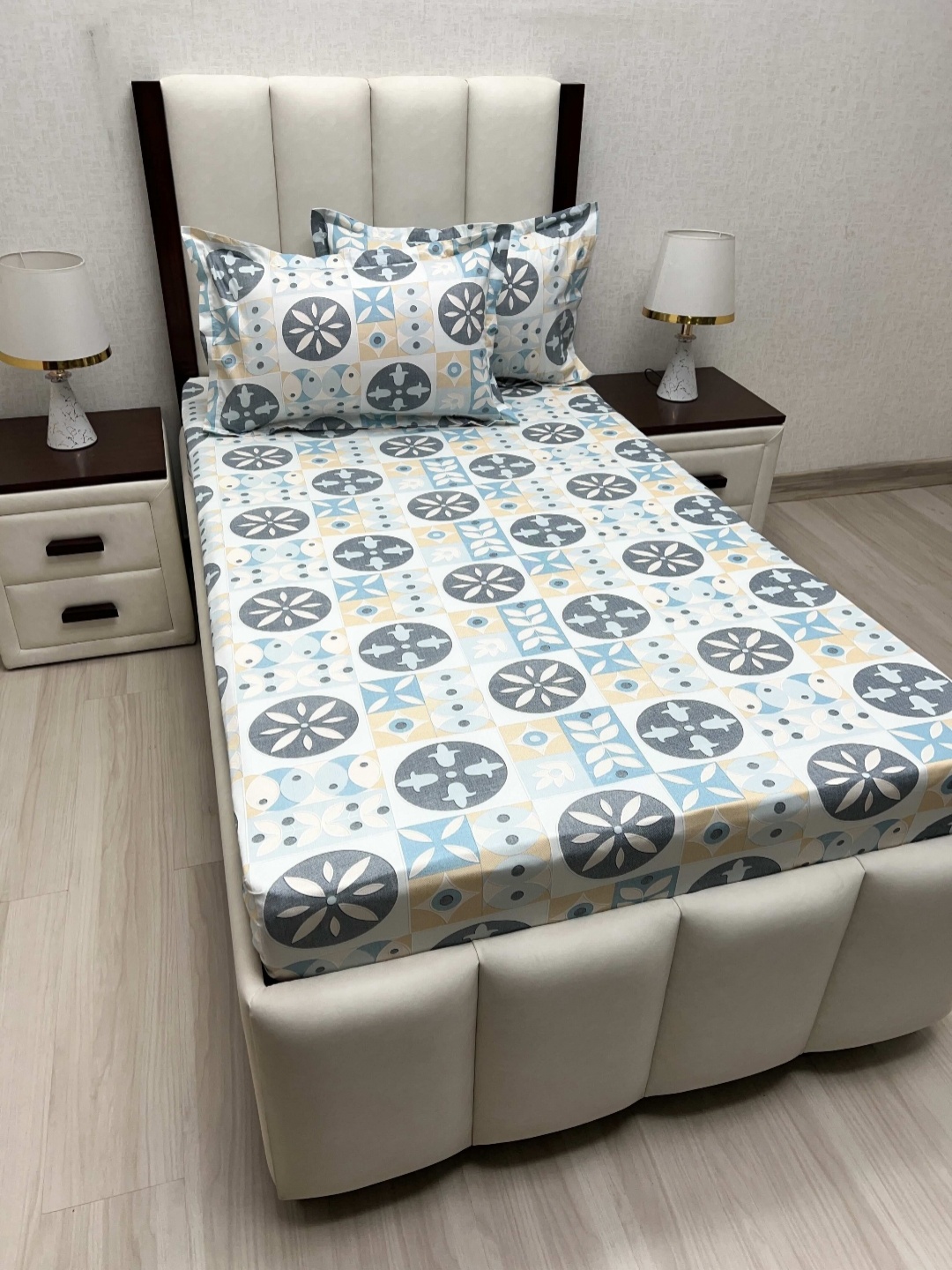 

Pure Decor Cotton Single Bed Size Bedsheet With 2 Pillow Covers 1.73m X 2.36m, Blue