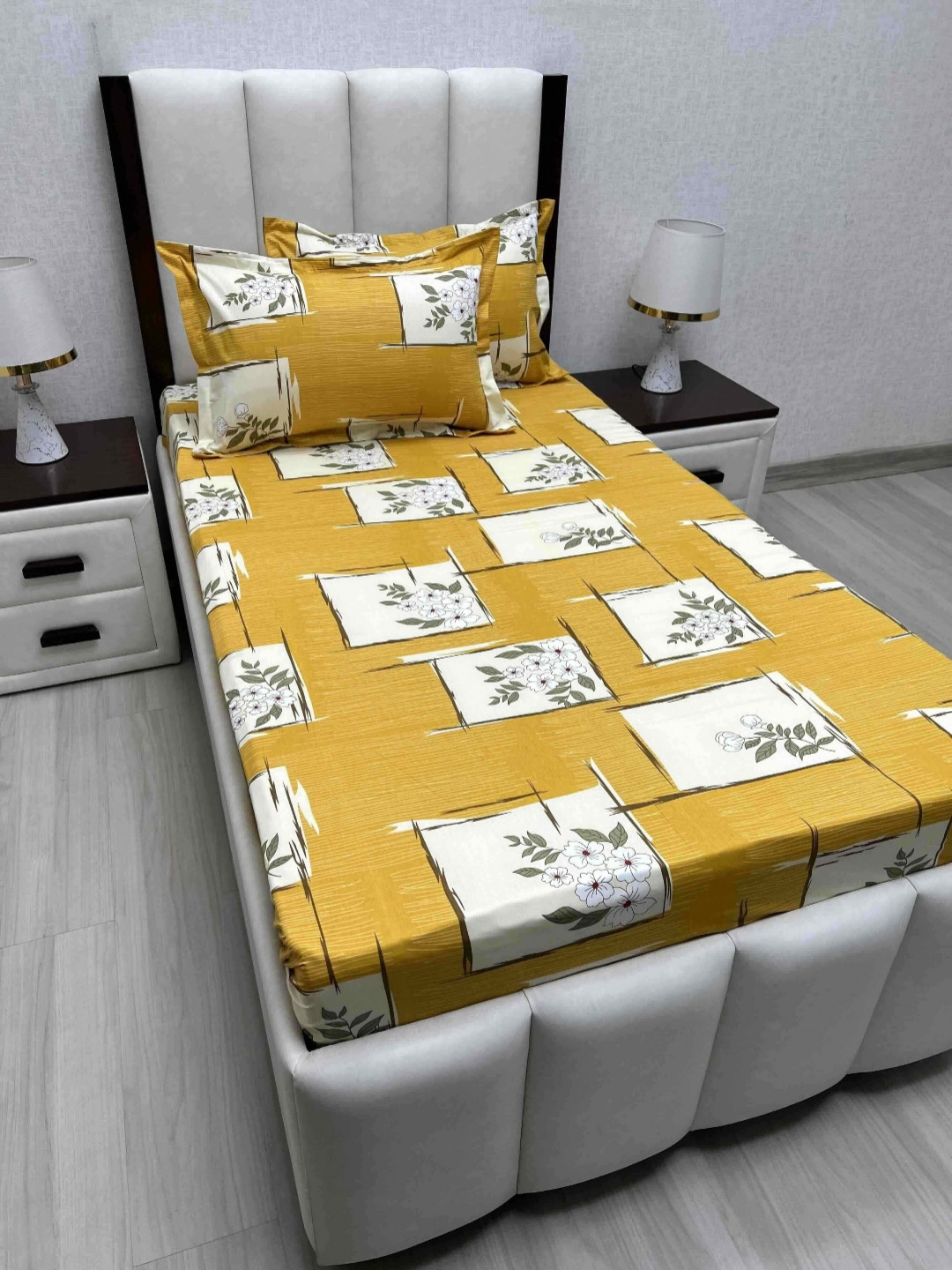 

Pure Decor Lounge Yellow Floral Printed Pure Cotton 250TC Single Bedsheet Set 2.36 x 1.73m