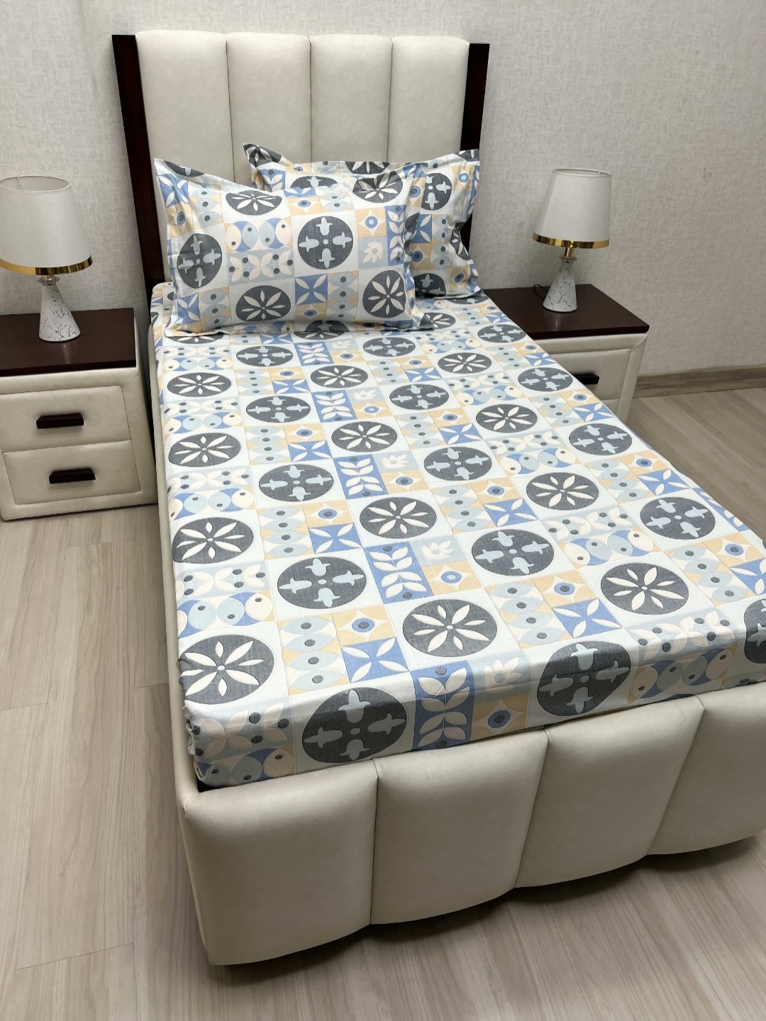 

Pure Decor Cotton Single Bed Size Bedsheet With 2 Pillow Covers 1.73m X 2.36m, Blue