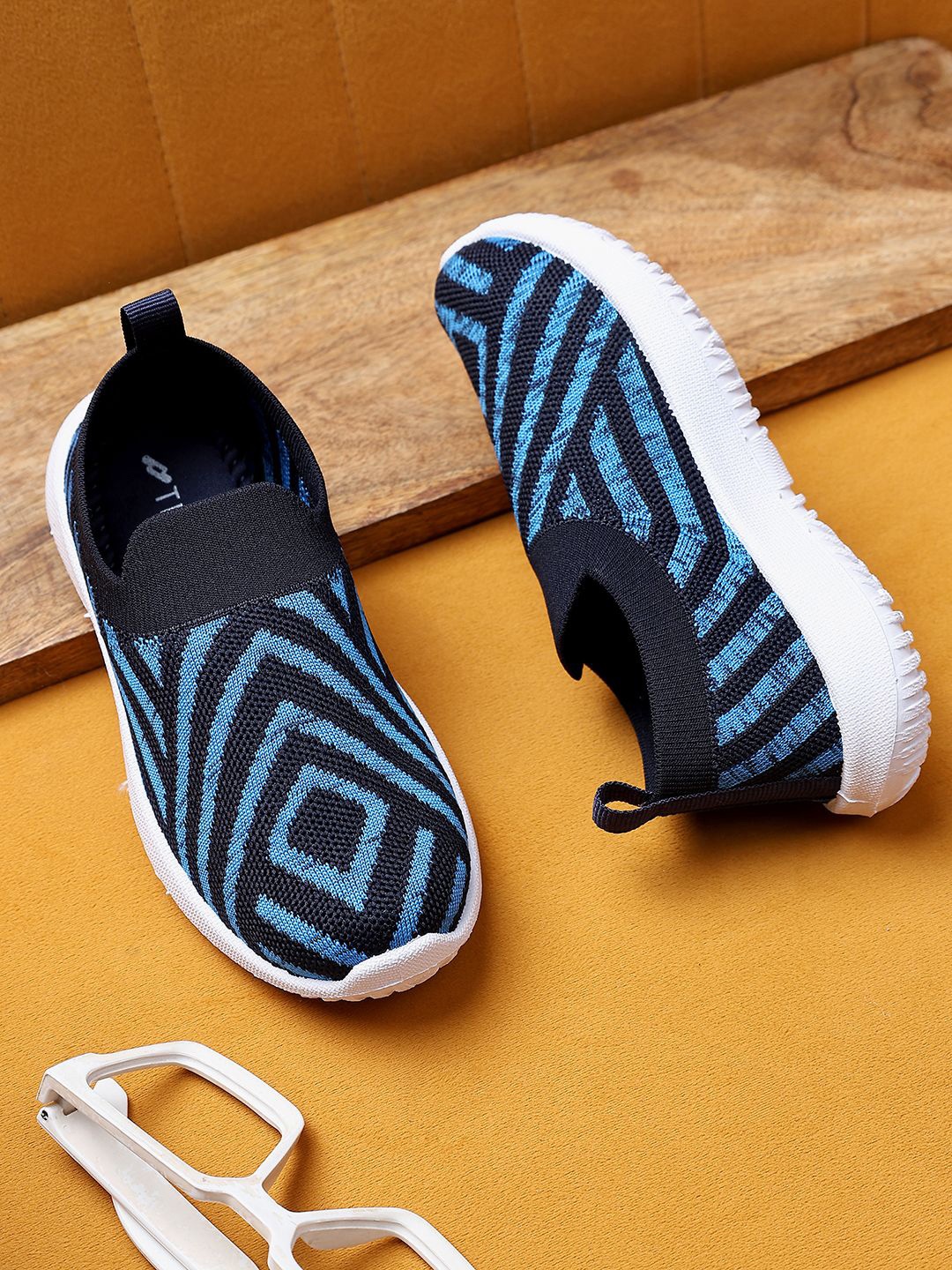 

TRASE Boys Running Shoes, Blue