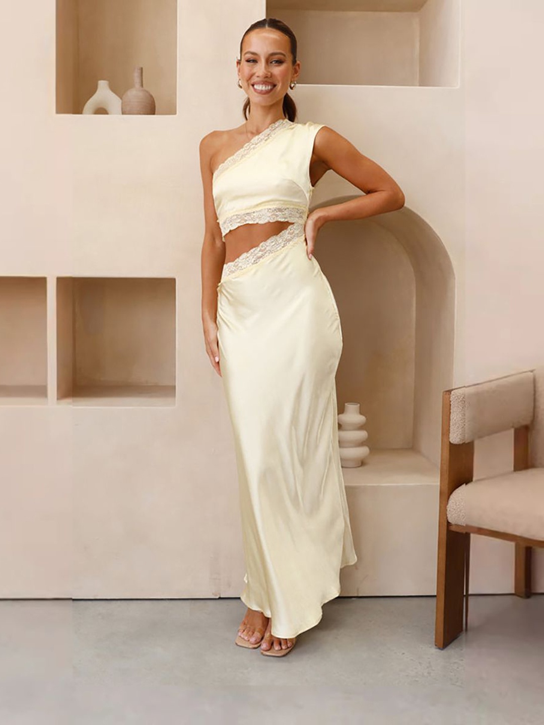 

StyleCast x Revolte One Shoulder Maxi Dress, Yellow