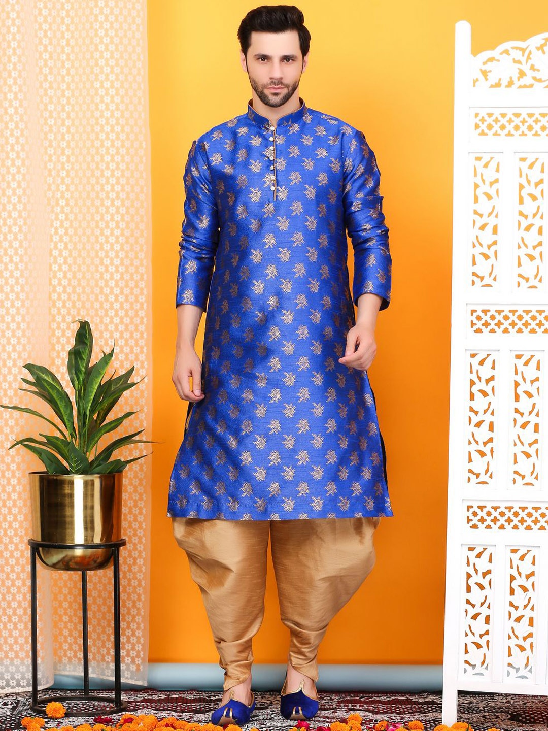 

Larwa Floral Woven Design Mandarin Collar Jacquard Straight Kurta With Dhoti Pants, Blue