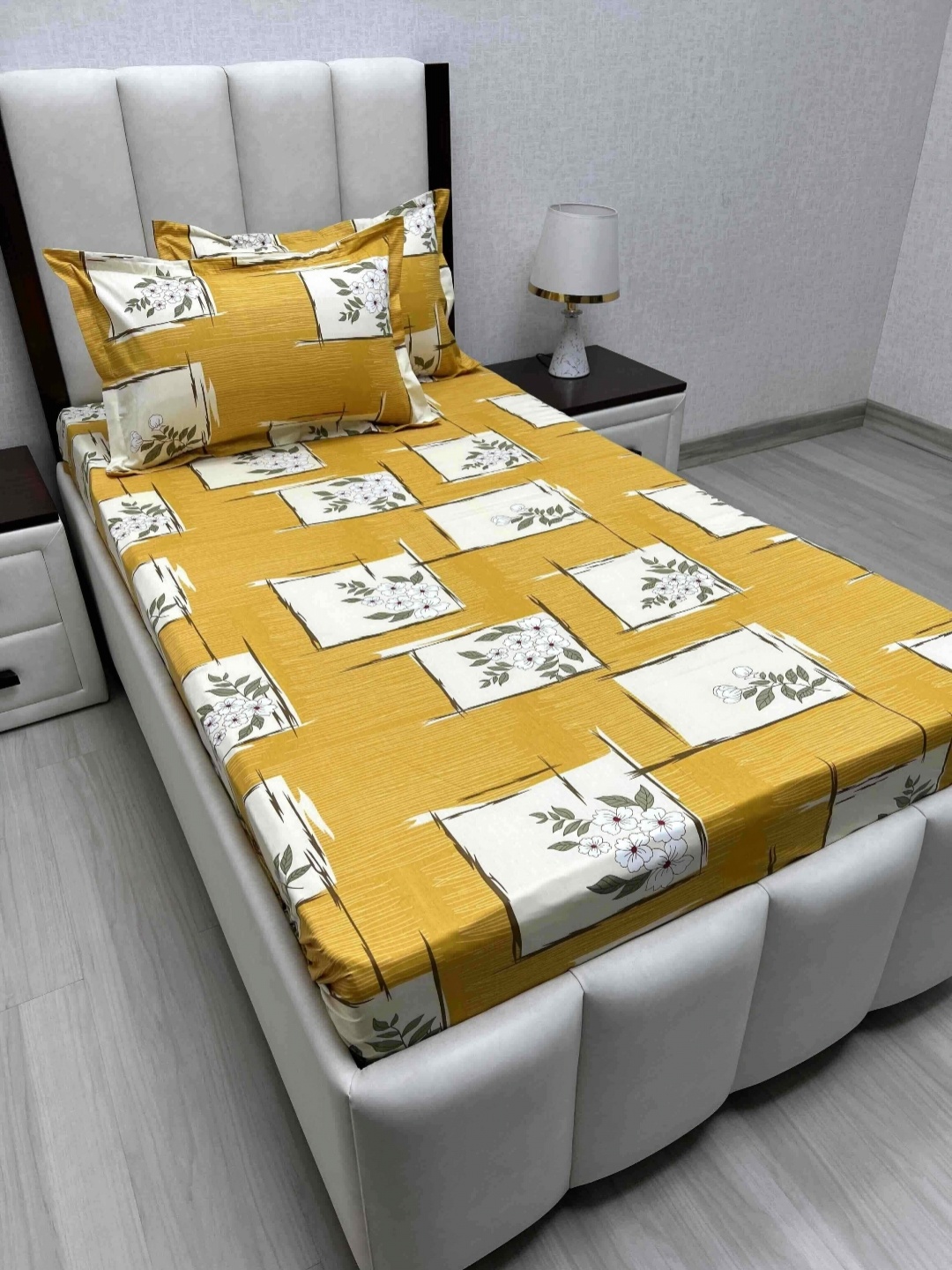 

Pure Decor Lounge Yellow Floral Printed Pure Cotton 240TC Single Bedsheet Set 2.36 x 1.73m