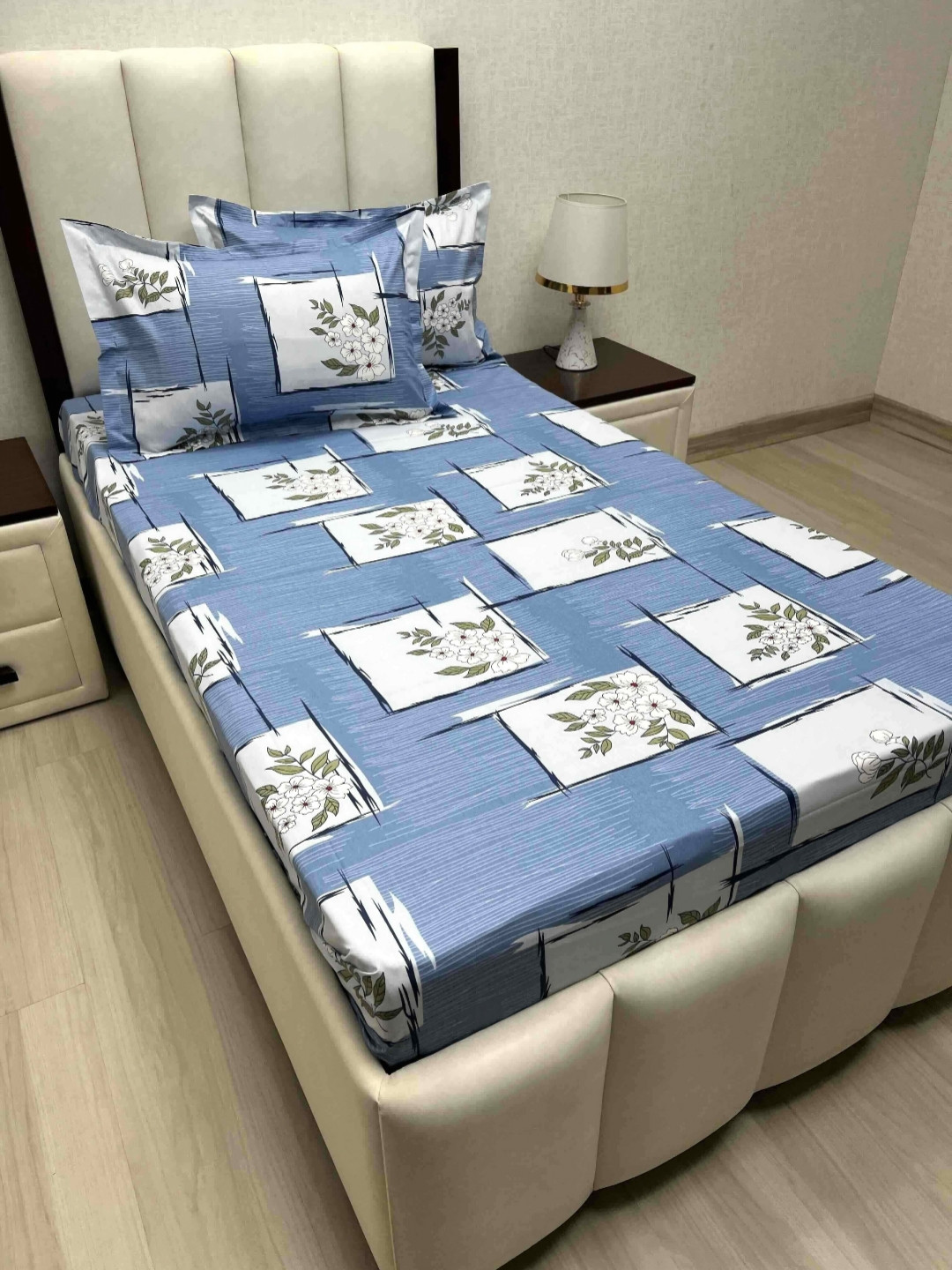 

Pure Decor Lounge Blue Floral Printed Pure Cotton 240 TC Single Bedsheet Set 2.36 x 1.73 m