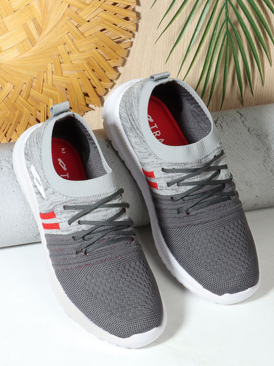 

TRASE Boys Running Shoes, Grey