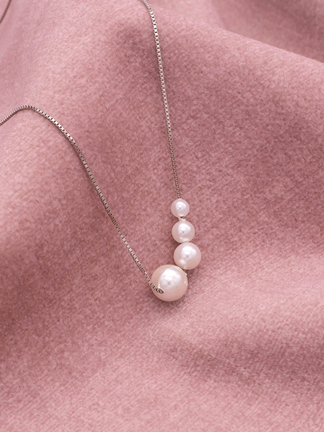 

SILMORA Silver-Plated Pearls Beaded Minimal Chain