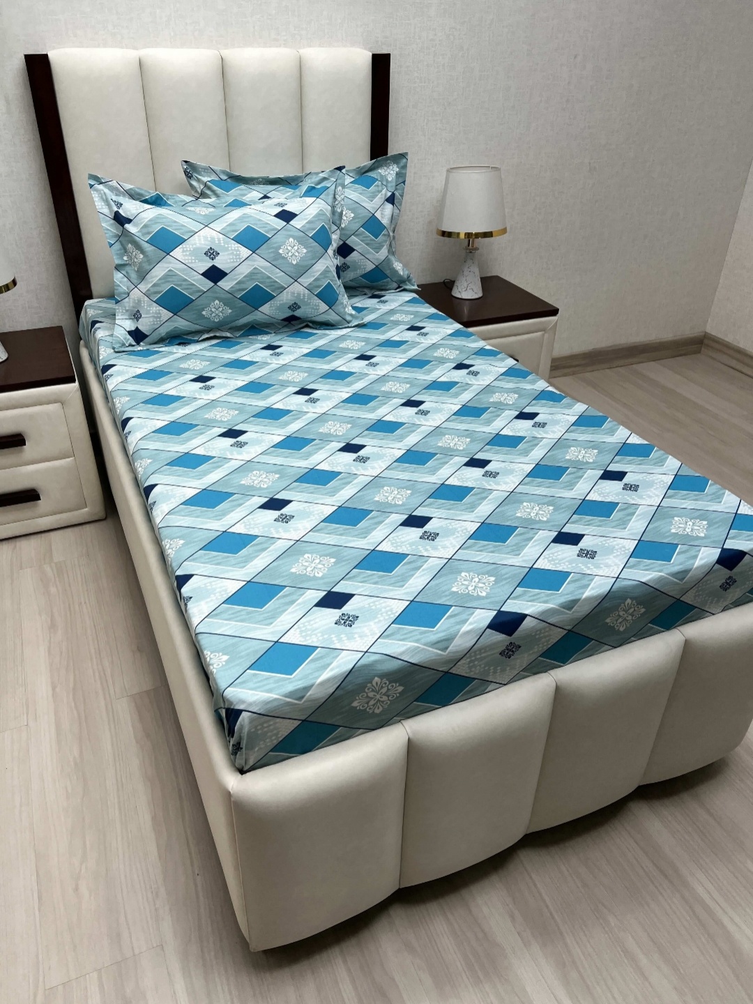 

Pure Decor Cotton Single Bed Size Bedsheet With 2 Pillow Covers 1.73m X 2.36m, Blue