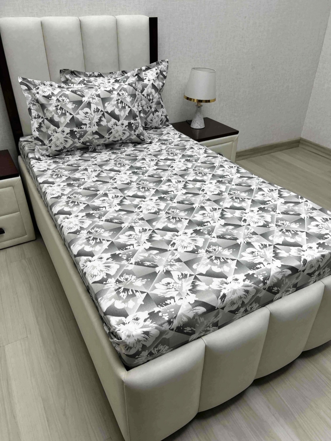 

Pure Decor Cotton Single Bed Size Bedsheet With 2 Pillow Covers 1.73m X 2.36m, Grey