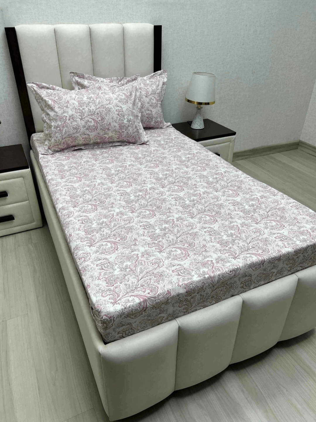 

Pure Decor Cotton Single Bed Size Bedsheet With 2 Pillow Covers 1.73m X 2.36m, Pink
