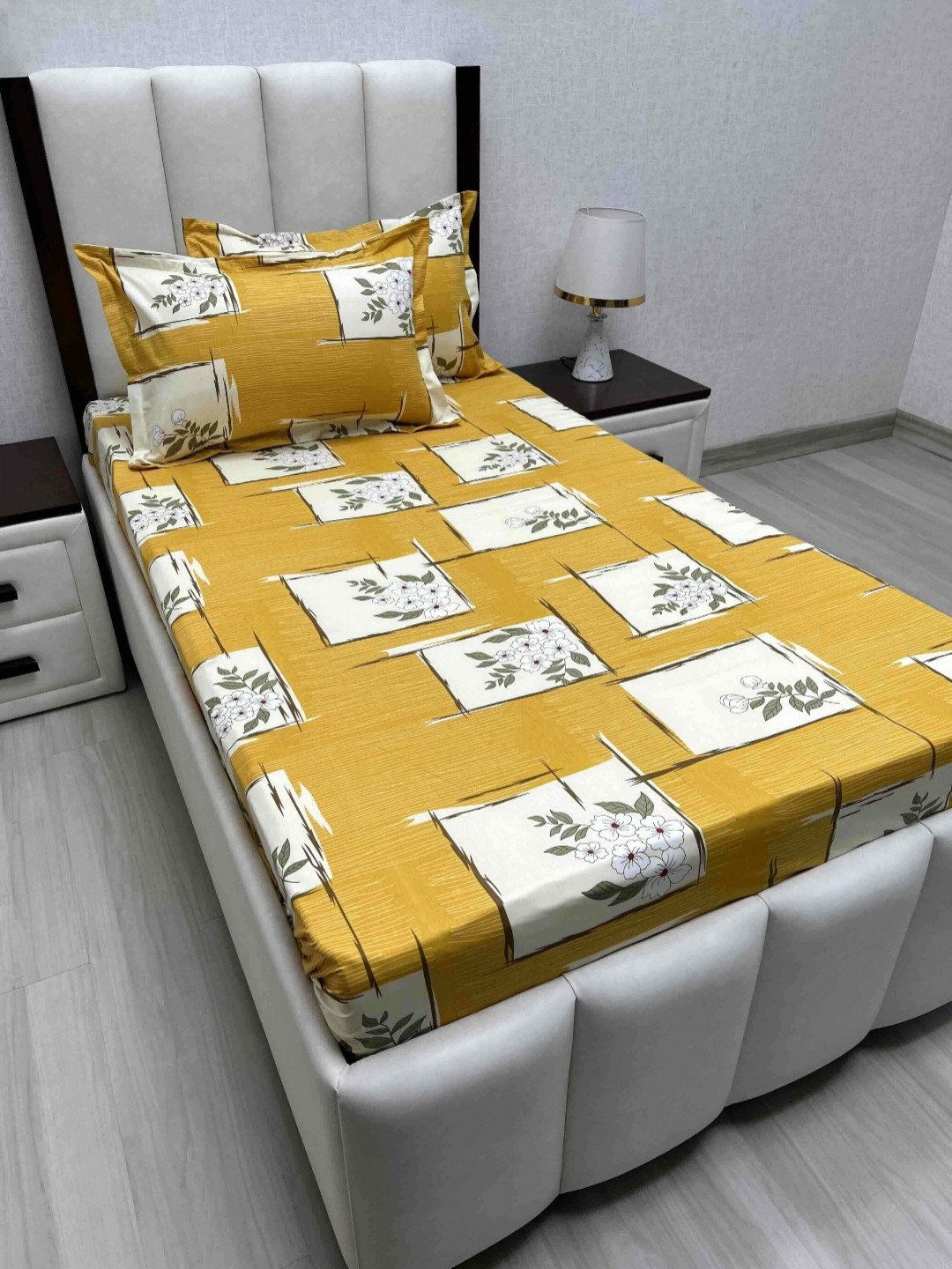 

Pure Decor Lounge Yellow Floral Printed Pure Cotton 230TC Single Bedsheet Set 2.36 x 1.73m