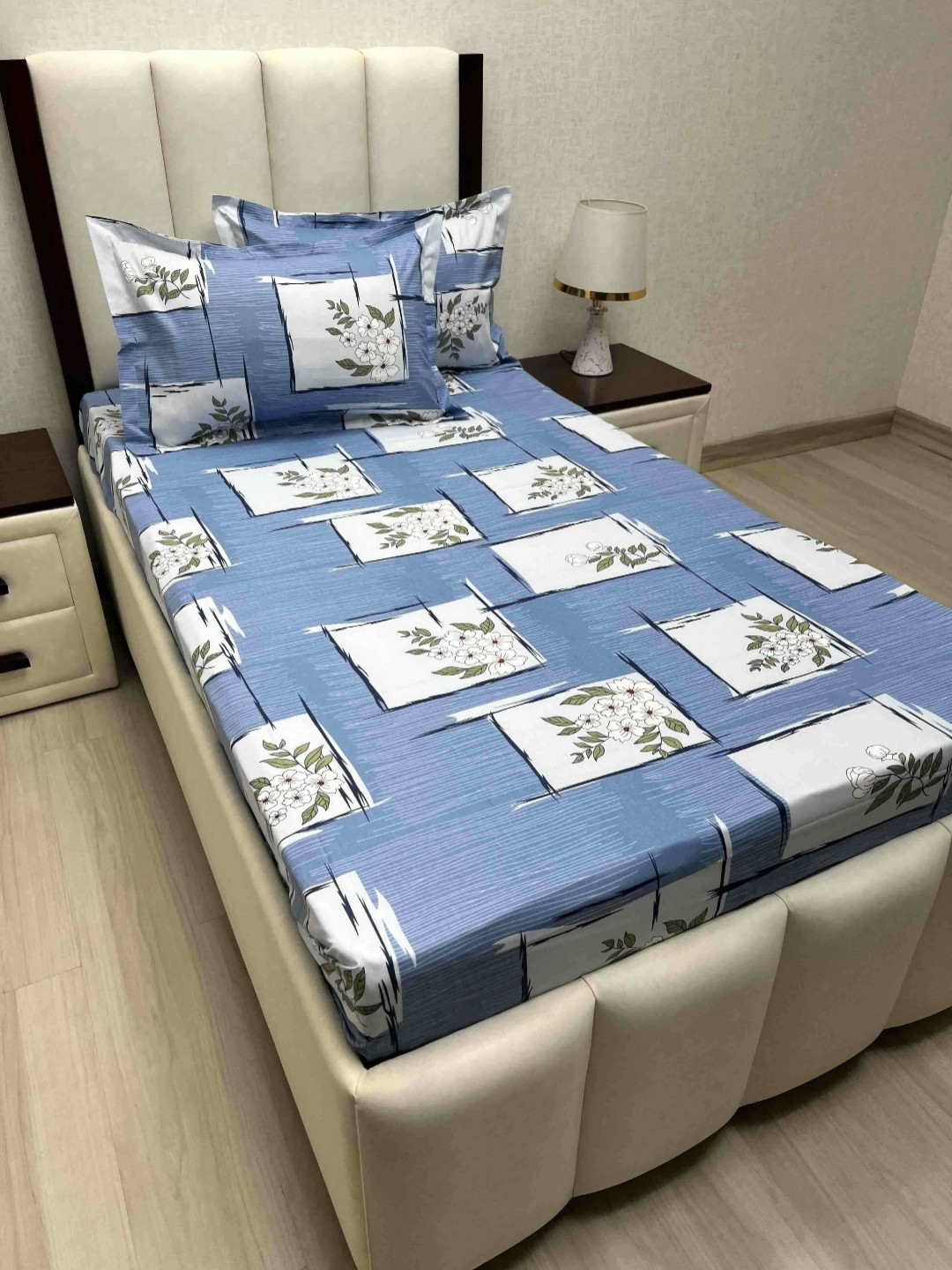 

Pure Decor Lounge Blue Printed Pure Cotton 230 TC Single Bedsheet Set 2.36 x 1.73m