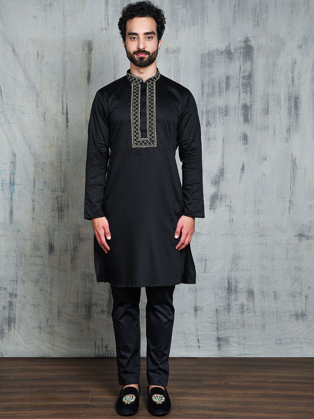 

Be Desi Ethnic Motifs Yoke Design Thread Work Satin Straight Kurta with Pyjamas, Black