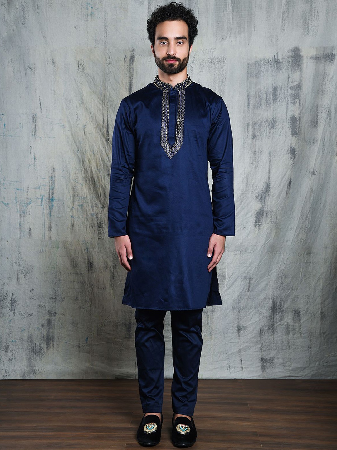 

Be Desi Floral Yoke Design Thread Work Satin Straight Kurta with Pyjamas, Blue