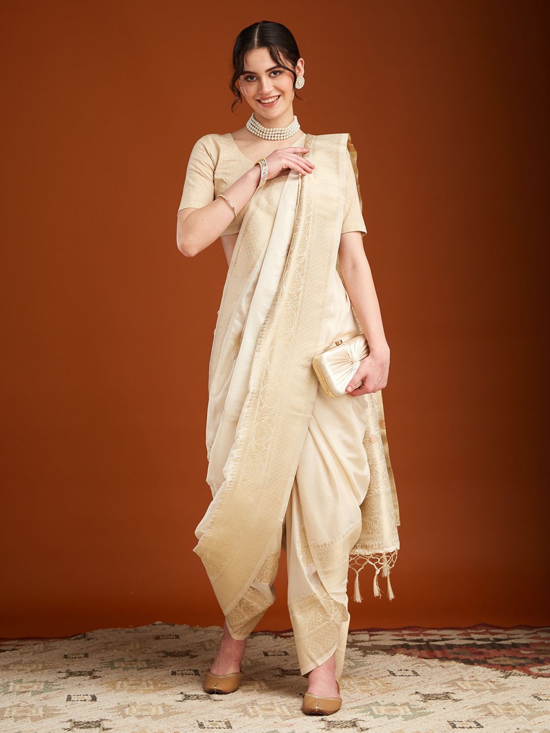 

MAHALASA Ethnic Motifs Zari Pure Silk Saree, Off white