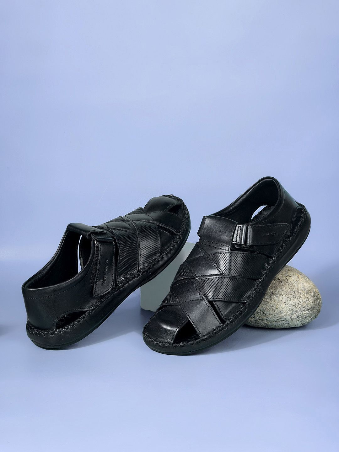 

Hush Puppies Men Comfort Sandals, Black
