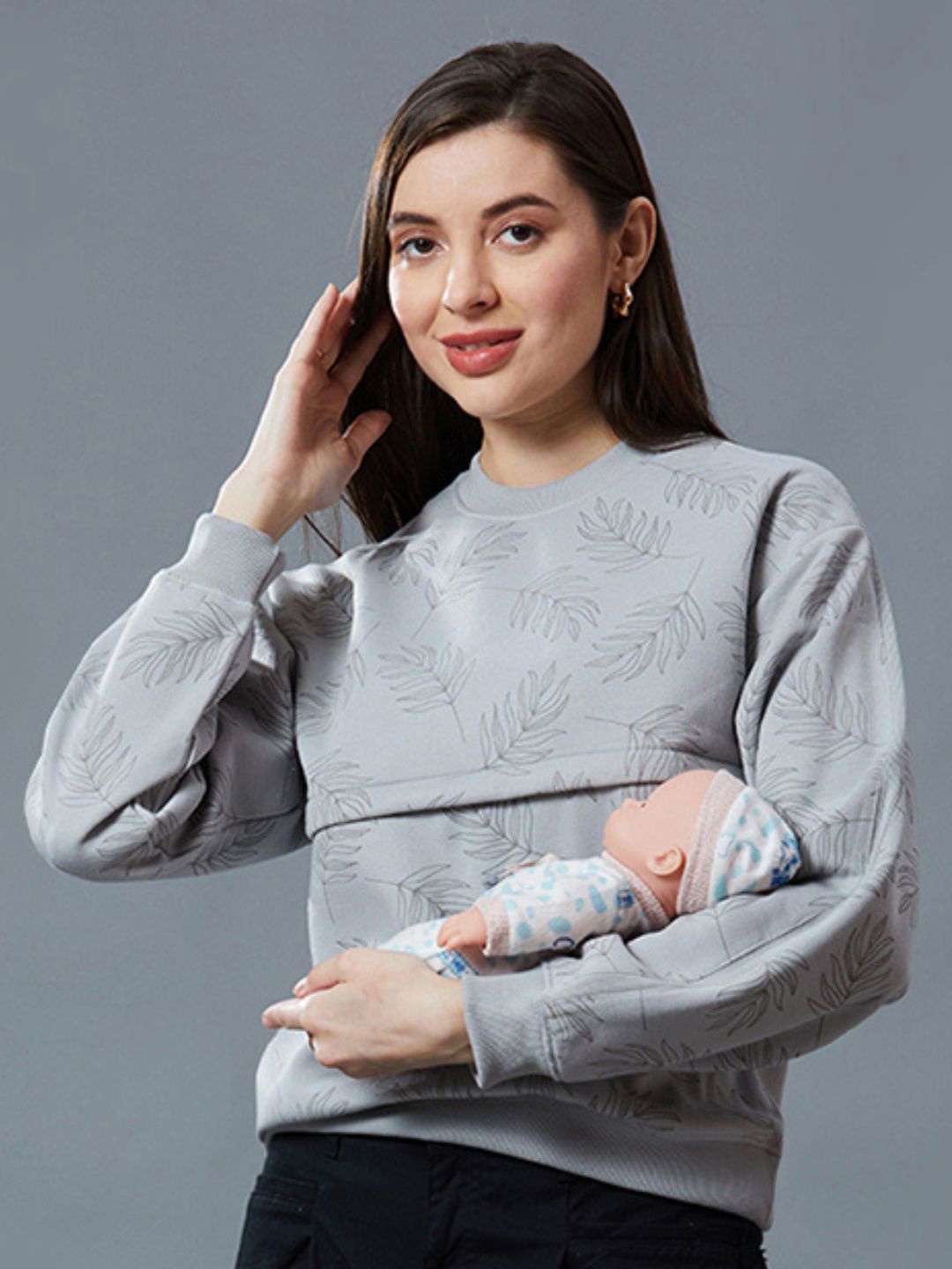 

True Shape Women Printed Round Neck Sweatshirt, Grey