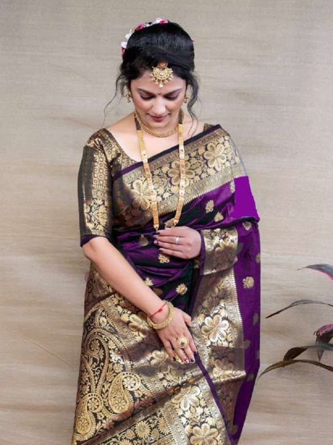 

Blue Wish Woven Design Zari Banarasi Saree, Purple