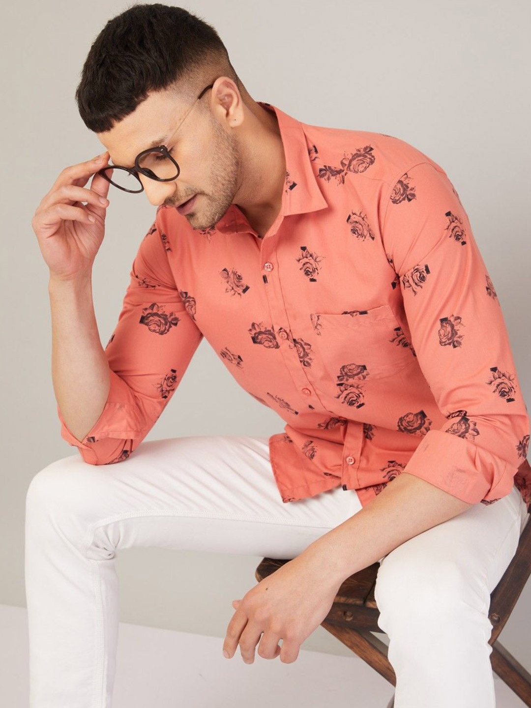 

Le Mec Men Spread Collar Conversational Printed Cotton Casual Shirt, Peach