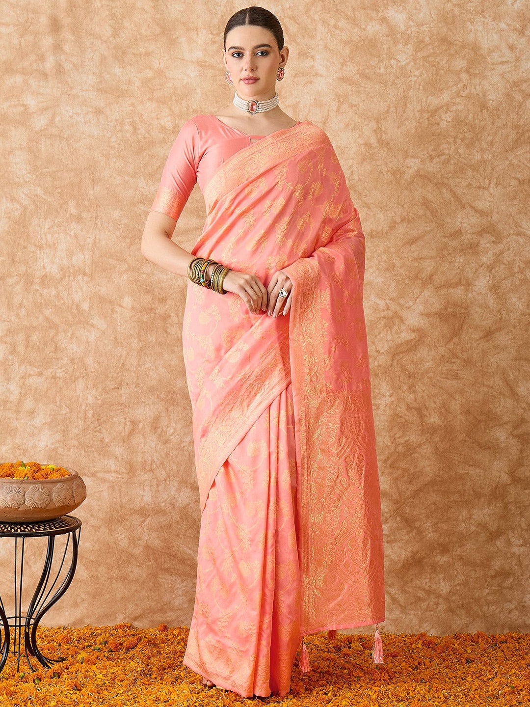 

HERE&NOW Woven Design Zari Banarasi Saree, Peach