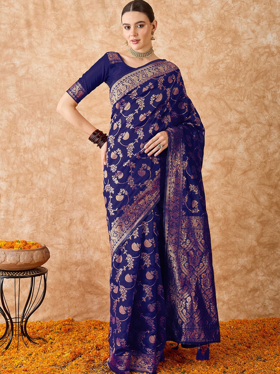 

HERE&NOW Woven Design Zari Banarasi Saree, Navy blue