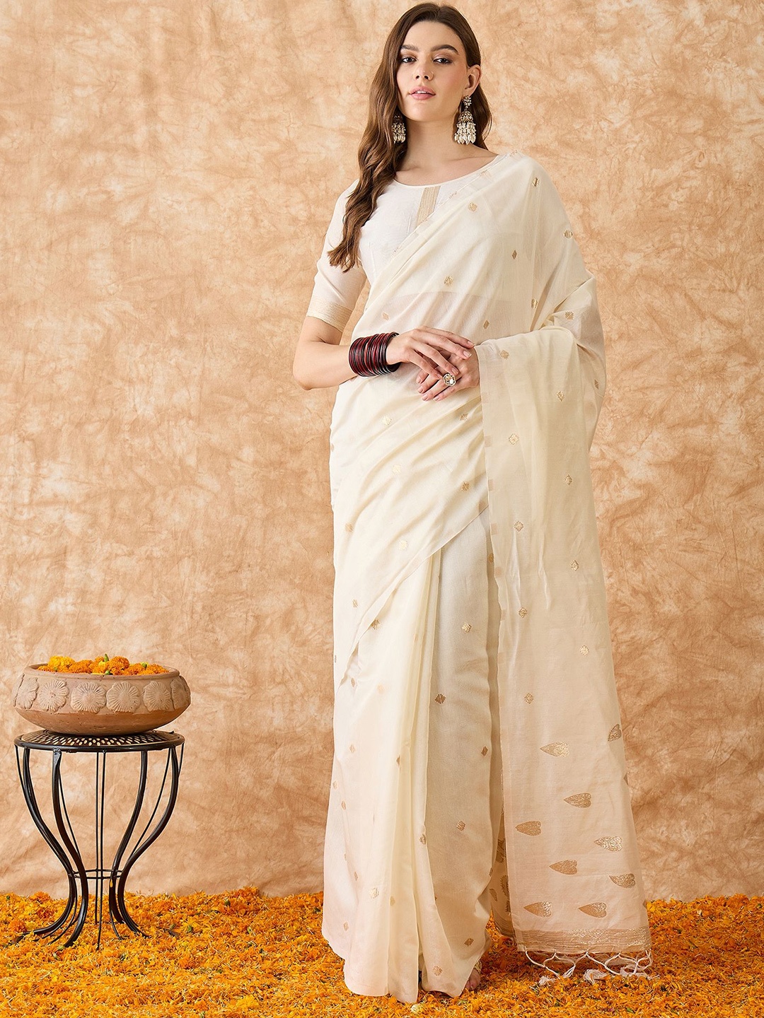 

HERE&NOW Woven Design Zari Saree, Off white