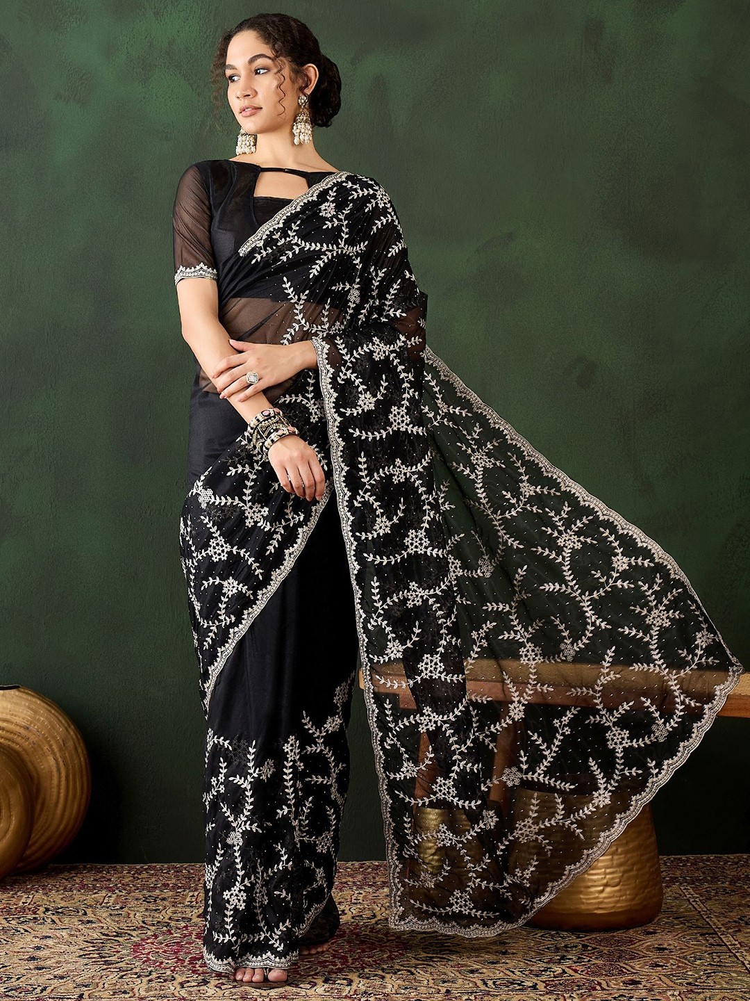 

HERE&NOW Floral Embellished Embroidered Saree, Black