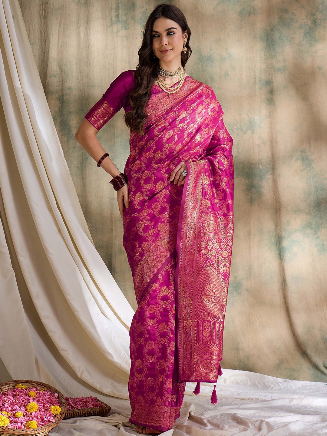 

HERE&NOW Woven Design Banarasi Saree, Pink