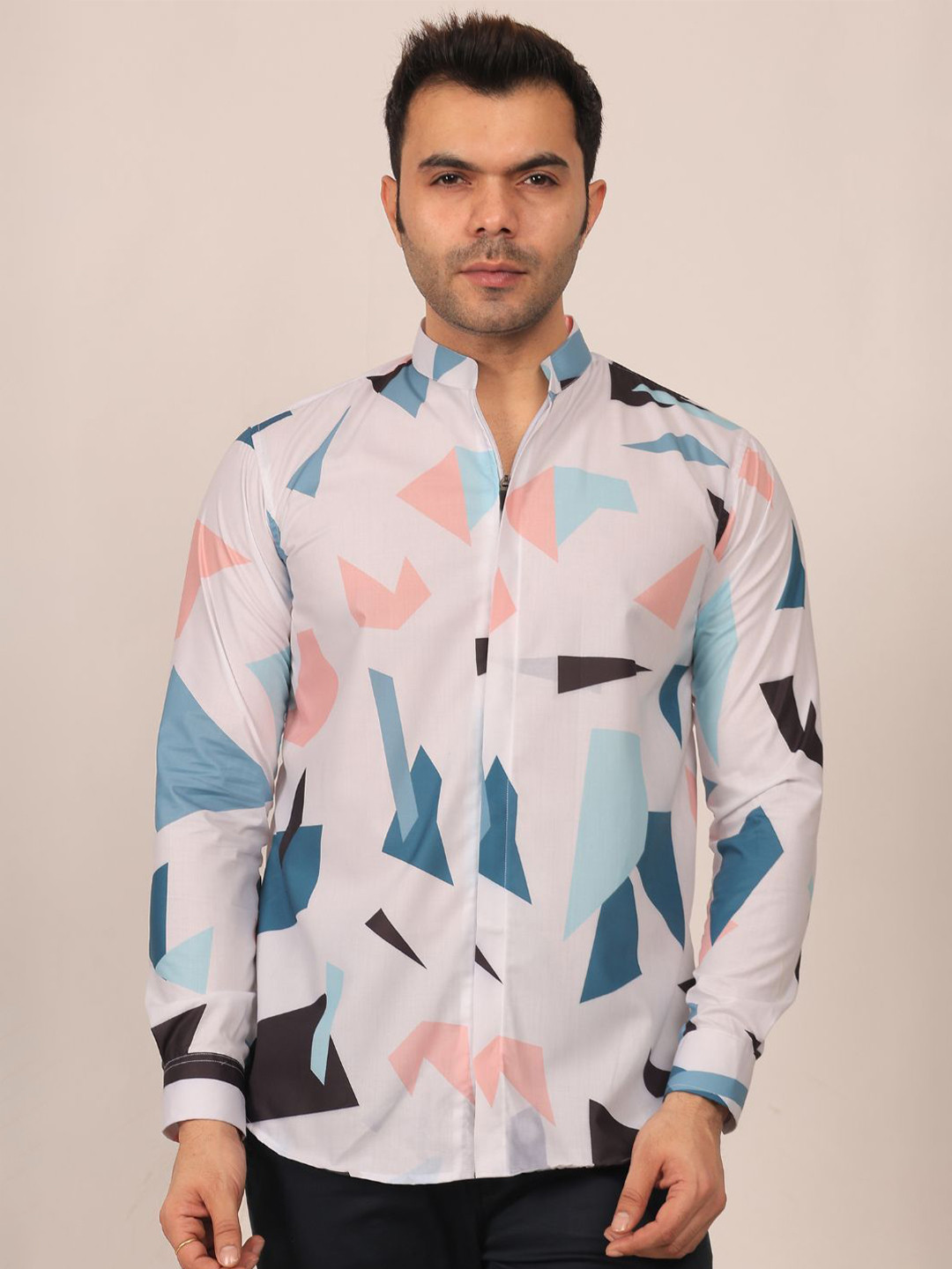 

Mculine Men Standard Mandarin Collar Geometric Printed Cotton Casual Shirt, White