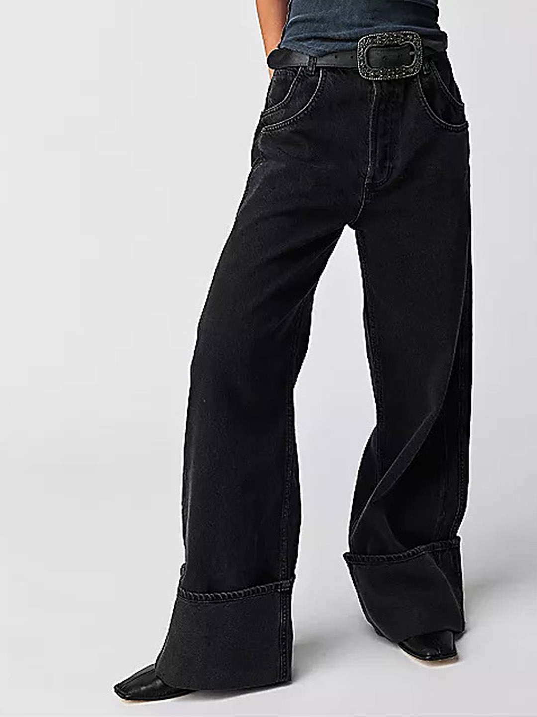 

LULU & SKY Women Cotton Relaxed Fit High-Rise Jeans, Black