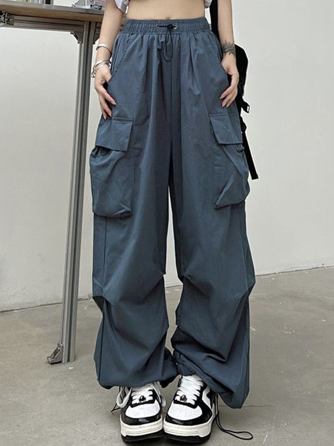 

LULU & SKY Women Loose Fit High-Rise Trousers, Blue