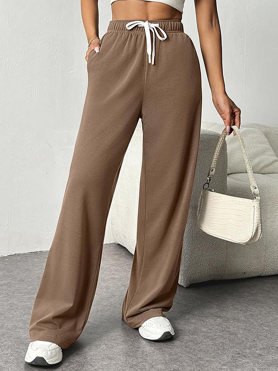 

LULU & SKY Women Straight Fit High-Rise Trousers, Brown