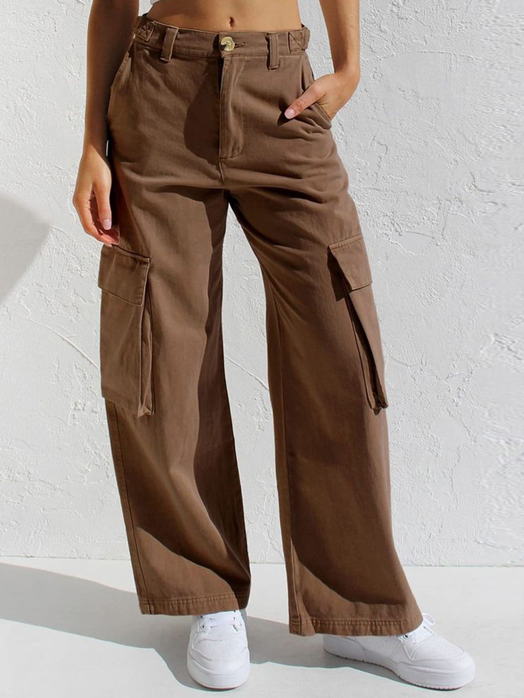 

LULU & SKY Women Straight Fit Mid-Rise Cargos, Brown