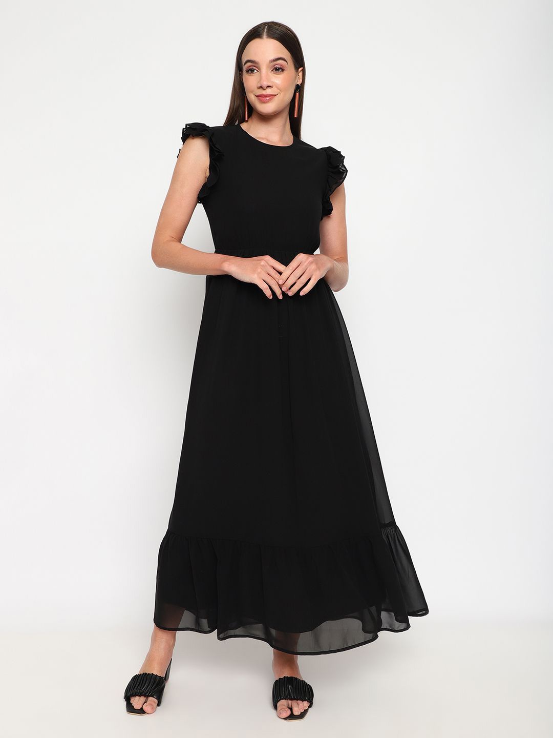 

Satrisha Round Neck Maxi Dress, Black