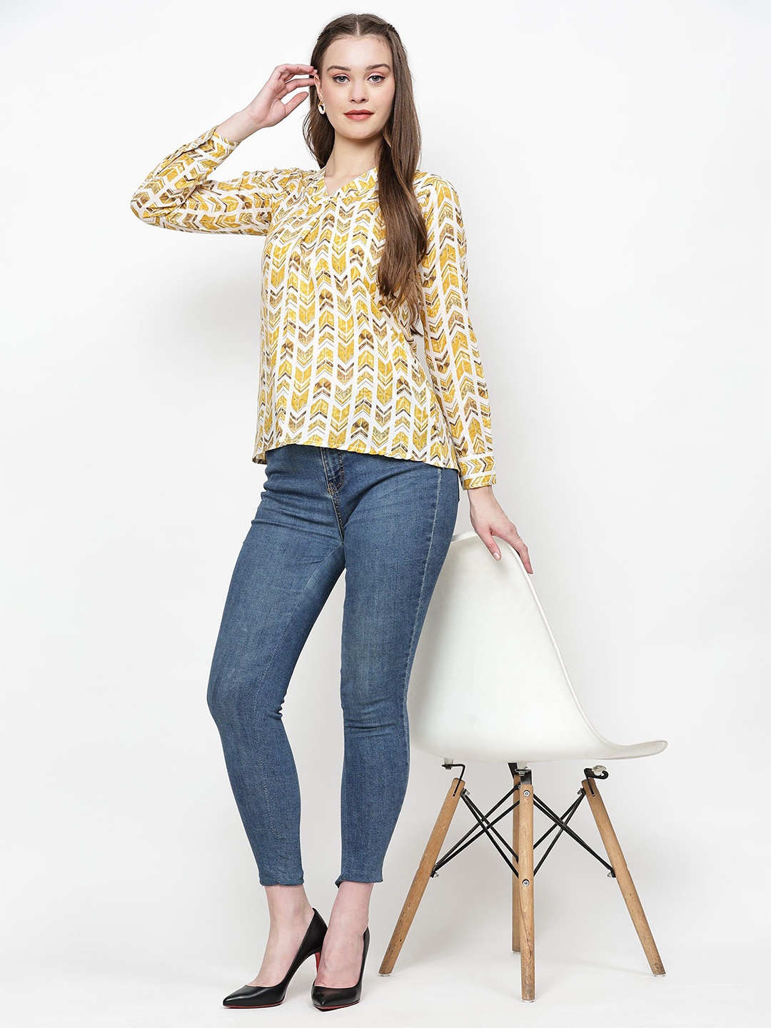 

TrendRush Women Geometric Printed Top, Yellow