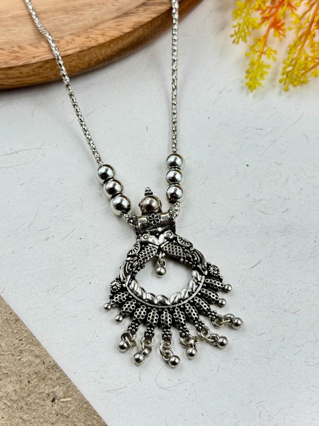 

NAMAN ARTS Silver-Plated Oxidised Necklace