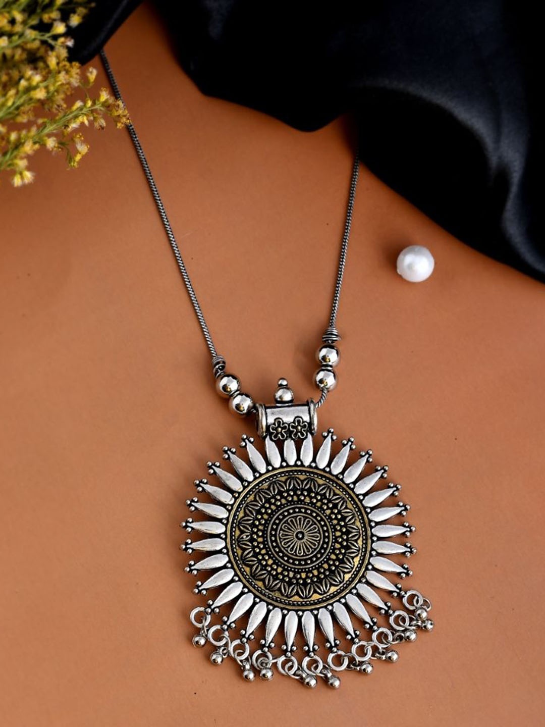 

NAMAN ARTS Silver-Plated Artificial Beaded Oxidised Necklace